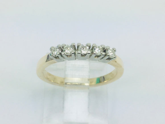 14k Yellow Gold Round Cut 20pt Row Set Diamond Ring