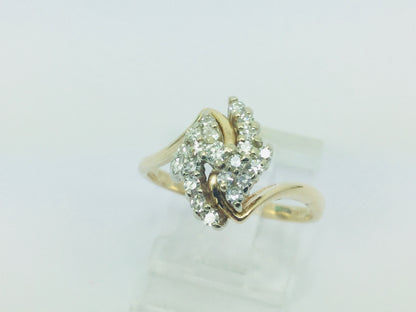 14k Yellow Gold Round Cut 1/3ct (33pt) Diamond Cluster Ring