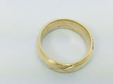 10k Yellow Gold Geometric Lines Pattern Band Ring