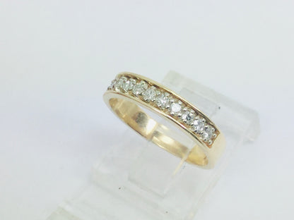 14k Yellow Gold Round Cut 22pt Diamond Row Set Ring