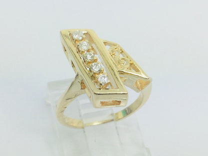 14k Yellow Gold Round Cut 15pt Diamond Row Set Abstract Ring
