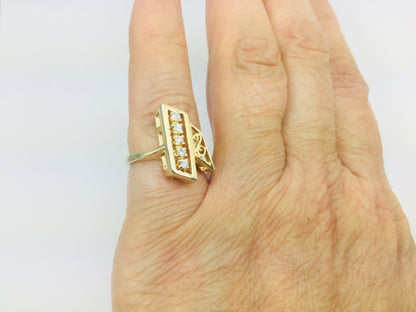 14k Yellow Gold Round Cut 15pt Diamond Row Set Abstract Ring