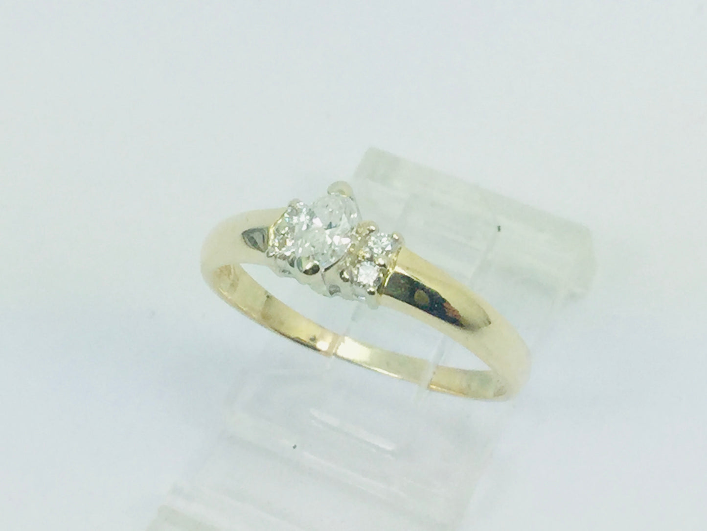 14k Yellow Gold Marquise Cut 31pt Diamond Ring