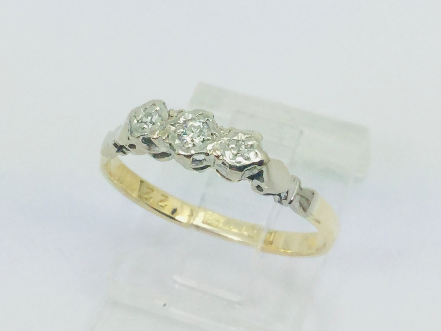 18k Yellow & White Gold Round Cut 7pt Trinity Diamond Ring