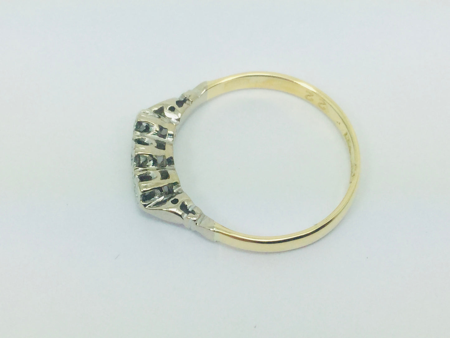 18k Yellow & White Gold Round Cut 7pt Trinity Diamond Ring
