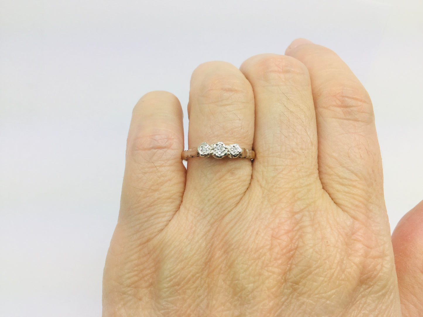 18k Yellow & White Gold Round Cut 7pt Trinity Diamond Ring