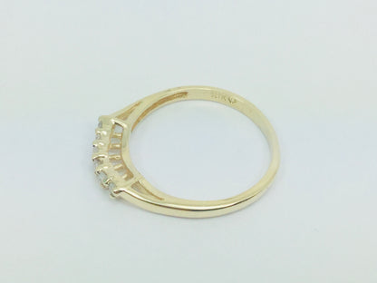 10k Yellow Gold Round Cut 20c1.5t Row Set Diamond Ring