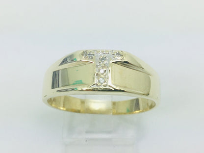 10k Yellow Gold Round Cut 5pt Diamond Letter 'T' Initial Ring