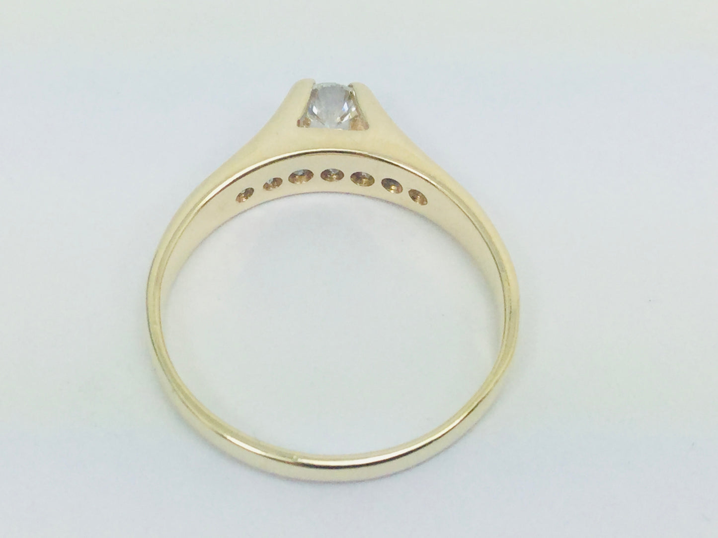 14k Yellow Gold Round Cut 25pt Diamond Solitaire with Accents Ring