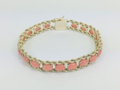 14k Yellow Gold Oval Cut Cabochon Coral Bracelet