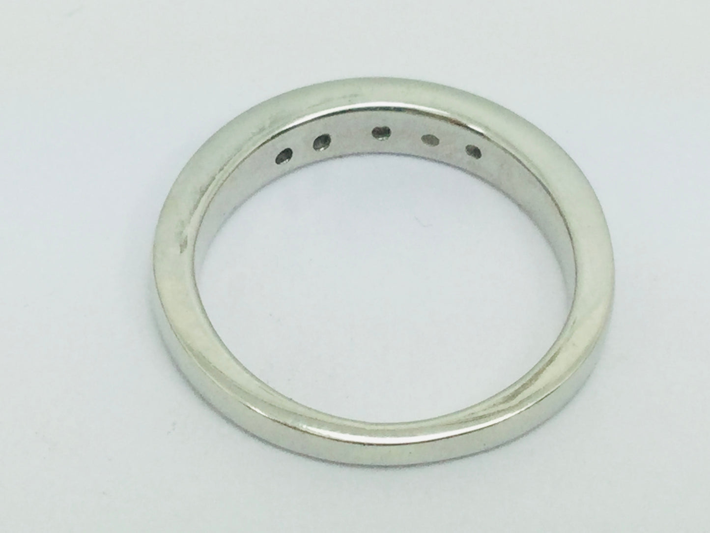 14k White Gold Round Cut 20pt Channel Set Diamond Band Ring