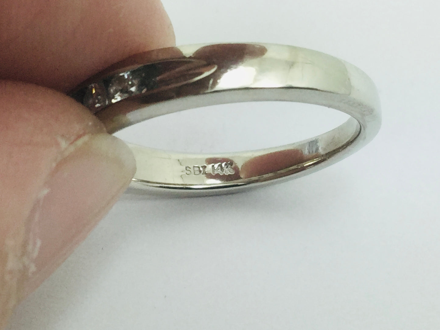 14k White Gold Round Cut 20pt Channel Set Diamond Band Ring