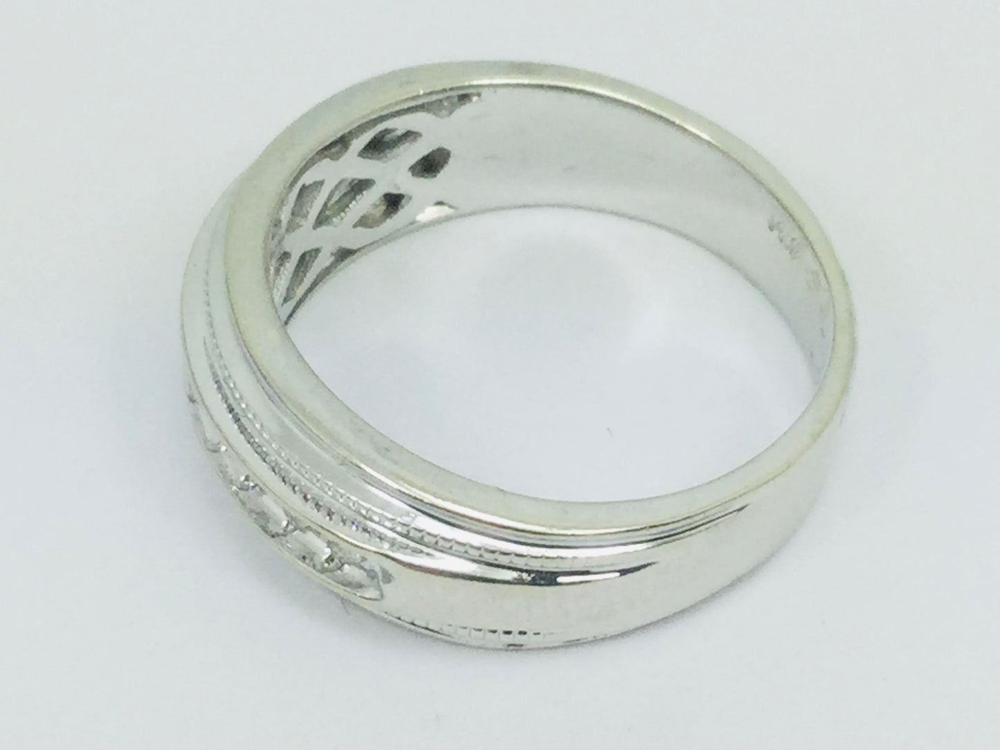 14k White Gold Round Cut 28pt Channel Set Diamond Band Ring