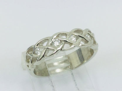 14k White Gold Round Cut 14pt Diamond Celtic Design Band Ring