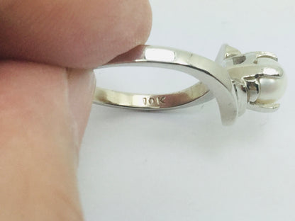 10k White Gold Genuine Pearl June Birthstone Ring