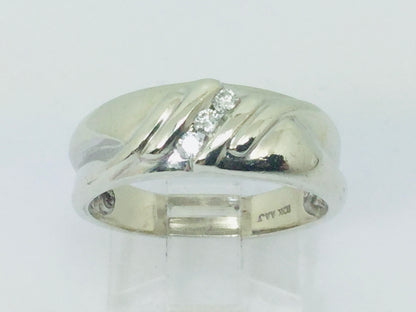 10k White Gold Round Cut 7.5pt Diamond Channel Set Ring