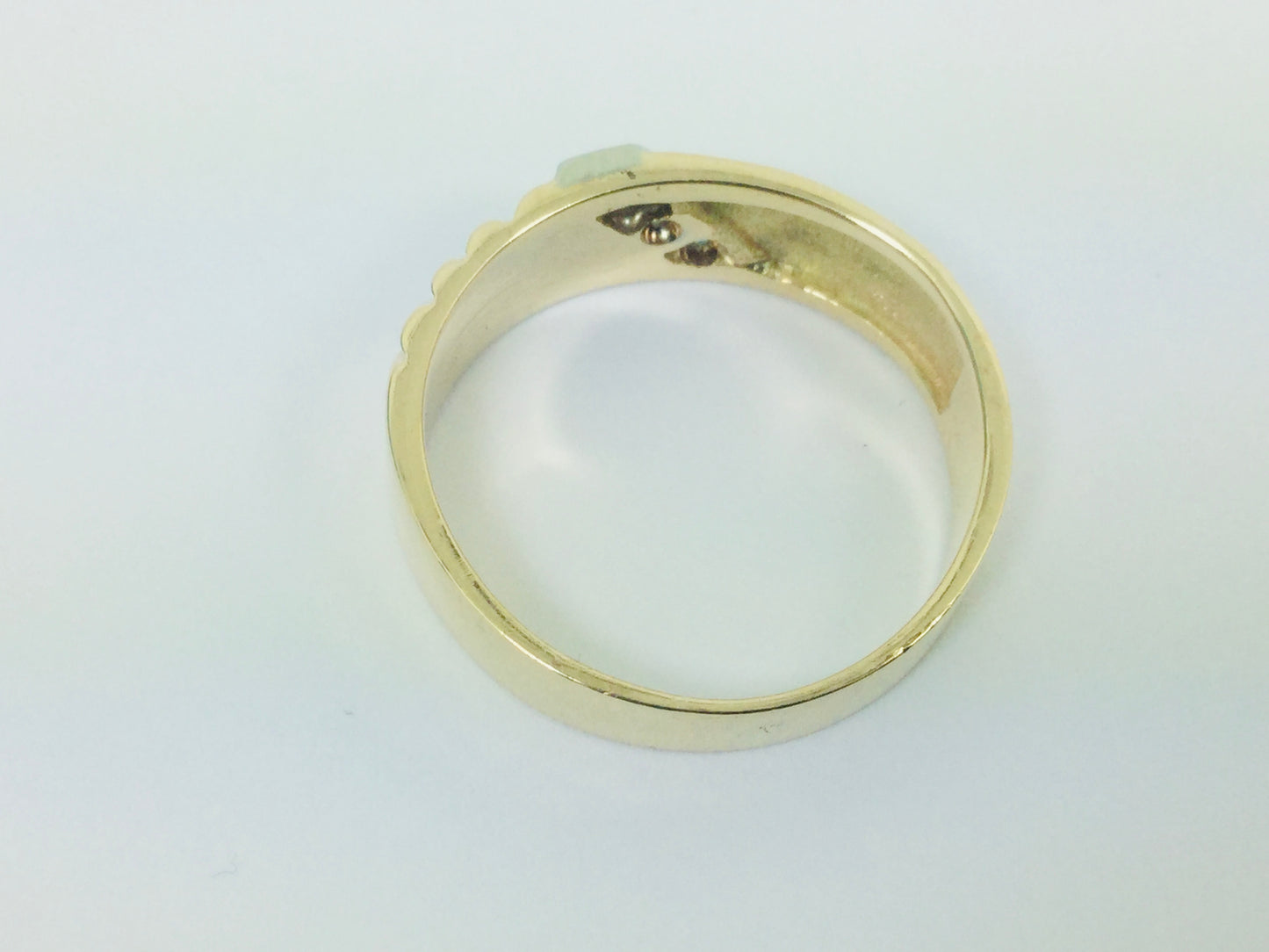 14k Yellow & White Gold Round Cut 6pt Diamond Row Set Ring