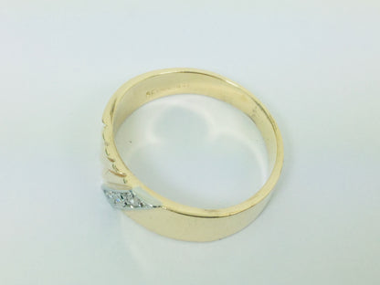 14k Yellow & White Gold Round Cut 6pt Diamond Row Set Ring