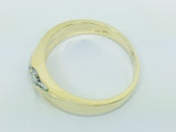 14k Yellow & White Gold Round Cut 15pt Diamond Row Set Ring