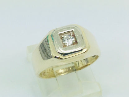 10k Yellow and White Gold Round Cut 10pt Diamond Solitaire Ring