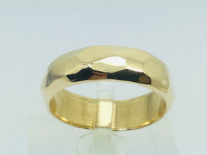 14k Solid Yellow Gold 5.5mm Hammered Band Ring