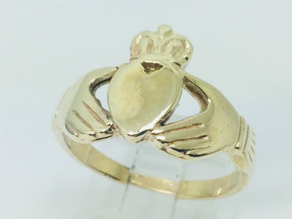 10k Yellow Gold Irish Claddagh Heart, Crown and Hands Ring