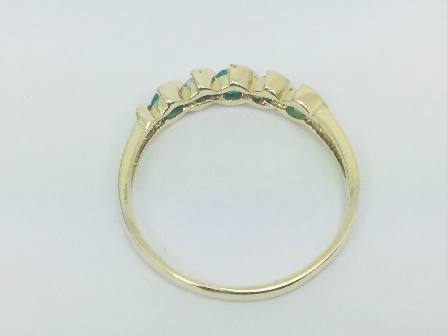 10k Yellow Gold Round Cut 18pt Emerald May Birthstone & 6pt Diamond Row Set Ring