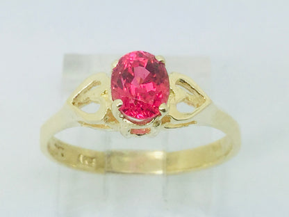 10k Yellow Gold Oval Cut .92ct Red Spinel Solitaire & Hearts Ring