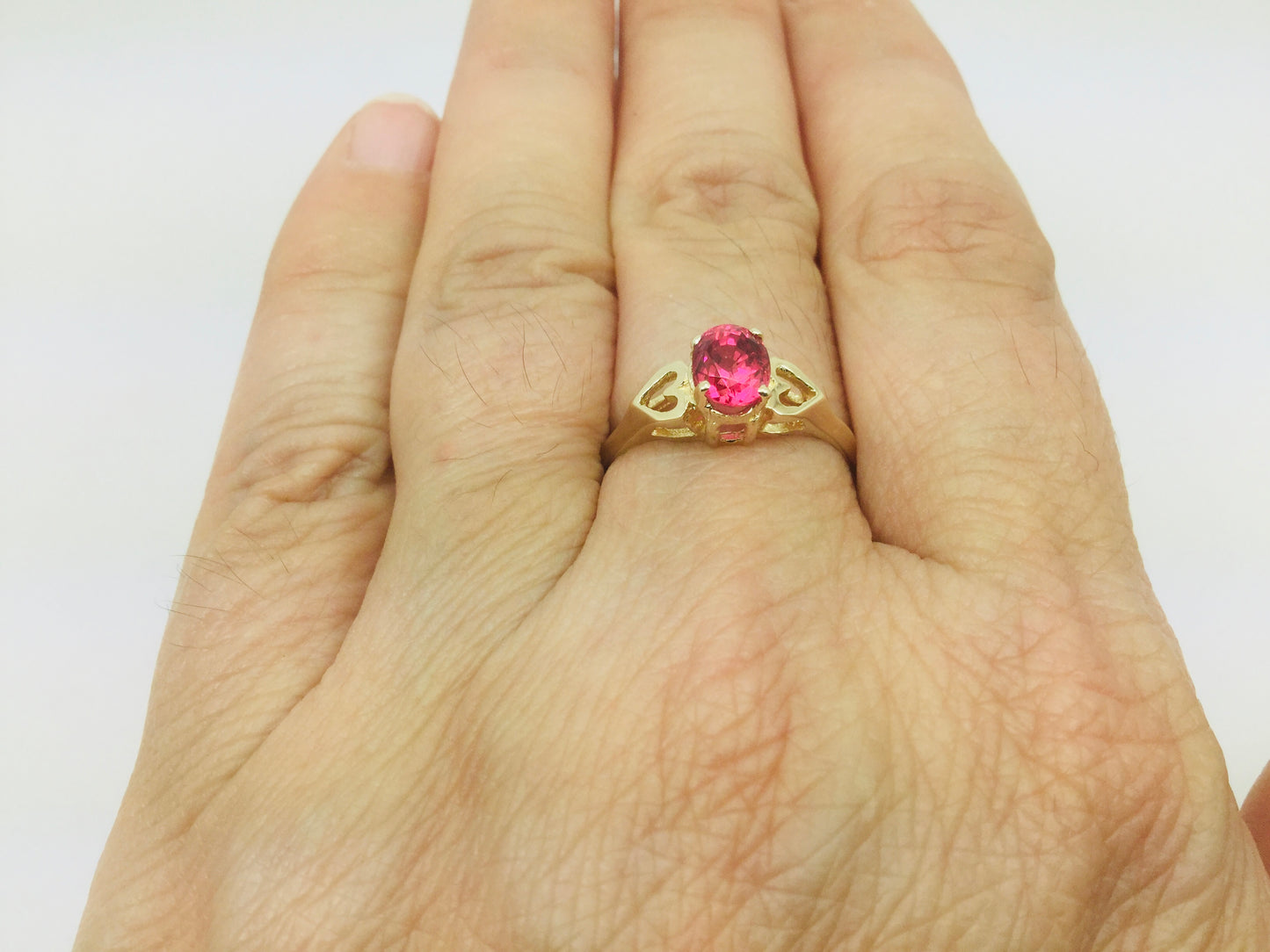 10k Yellow Gold Oval Cut .92ct Red Spinel Solitaire & Hearts Ring