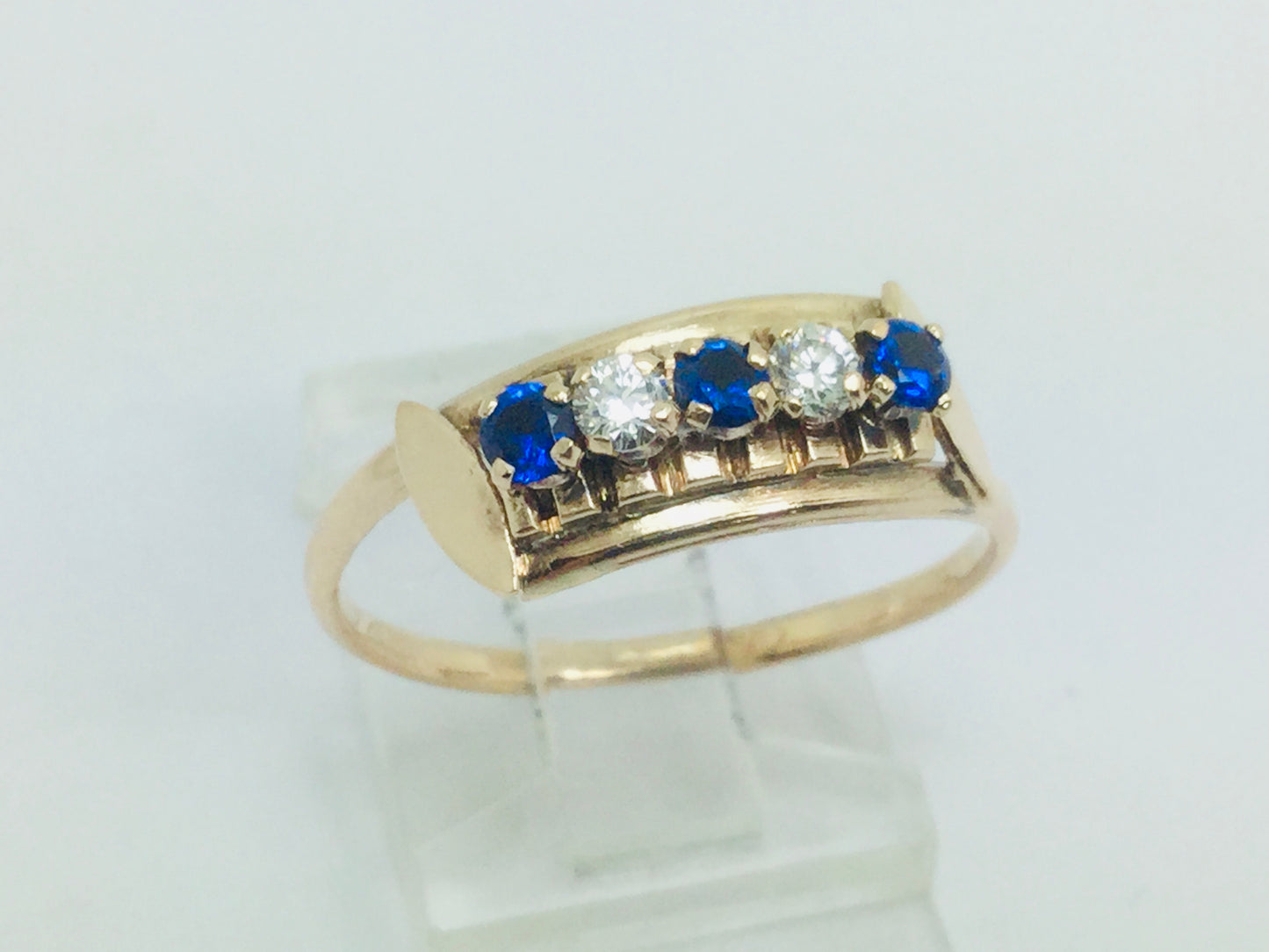14k Yellow Gold Round Cut September Birthstone & Cubic Zirconia (CZ) Ring