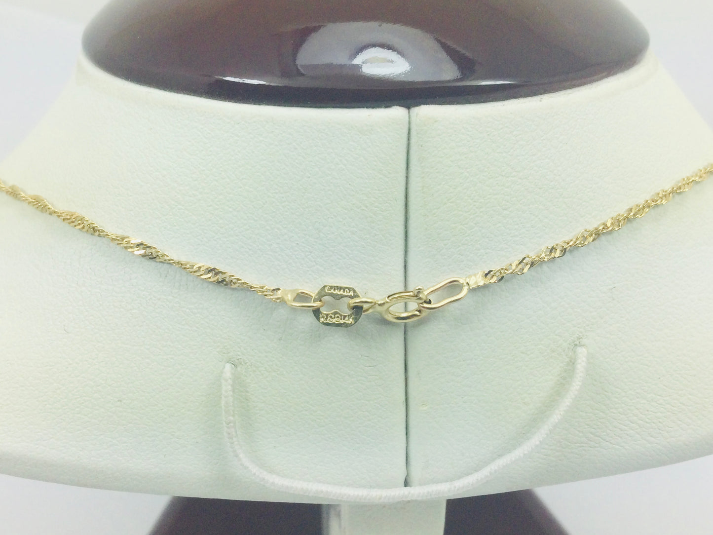 14k Yellow Gold Round Cut 1.32ct Sapphire Heart Pendent & Twisted Link Necklace