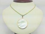 19k Yellow Gold Round Cut Mother of Pearl Pendent & 'S' Link Necklace