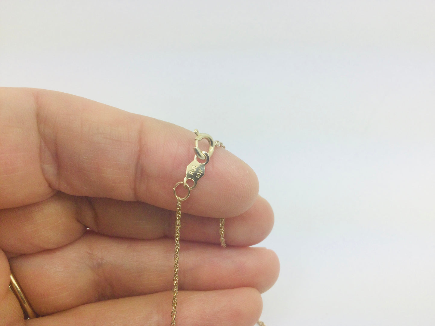 14k Yellow Gold 'Sonya' Cursive Name Necklace
