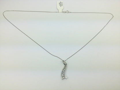 10k White Gold Round Cut 0.33ct Diamond Row Set Wave Necklace