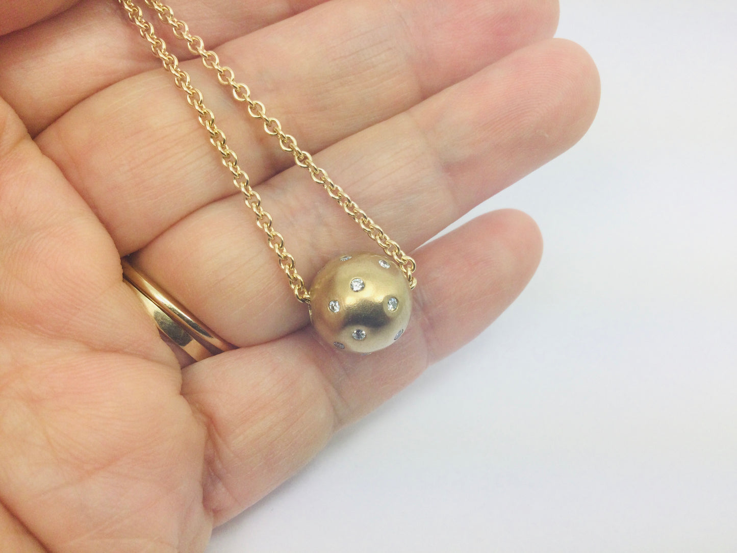 10k Yellow Gold Round Cut 0.27ct Diamond Ball Necklace