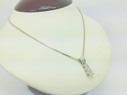 10k Yellow Gold Round Cut 0.50ct Diamond Trinity Row Set Necklace