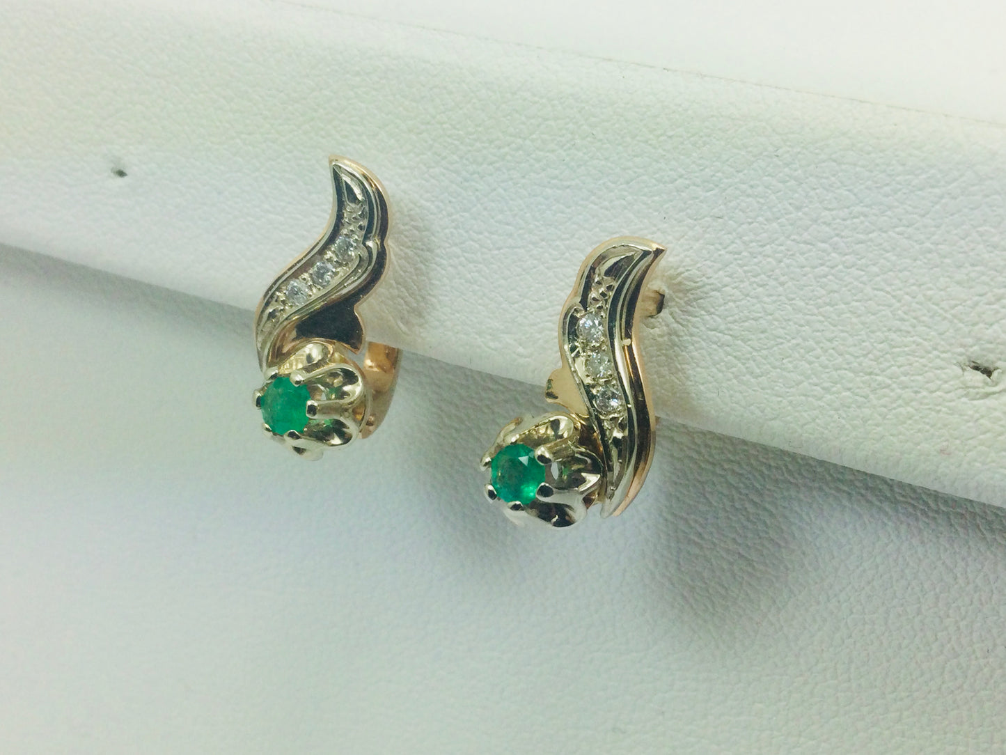 14k Yellow Gold Round Cut 28pt Emerald and 12pt Diamond Earrings