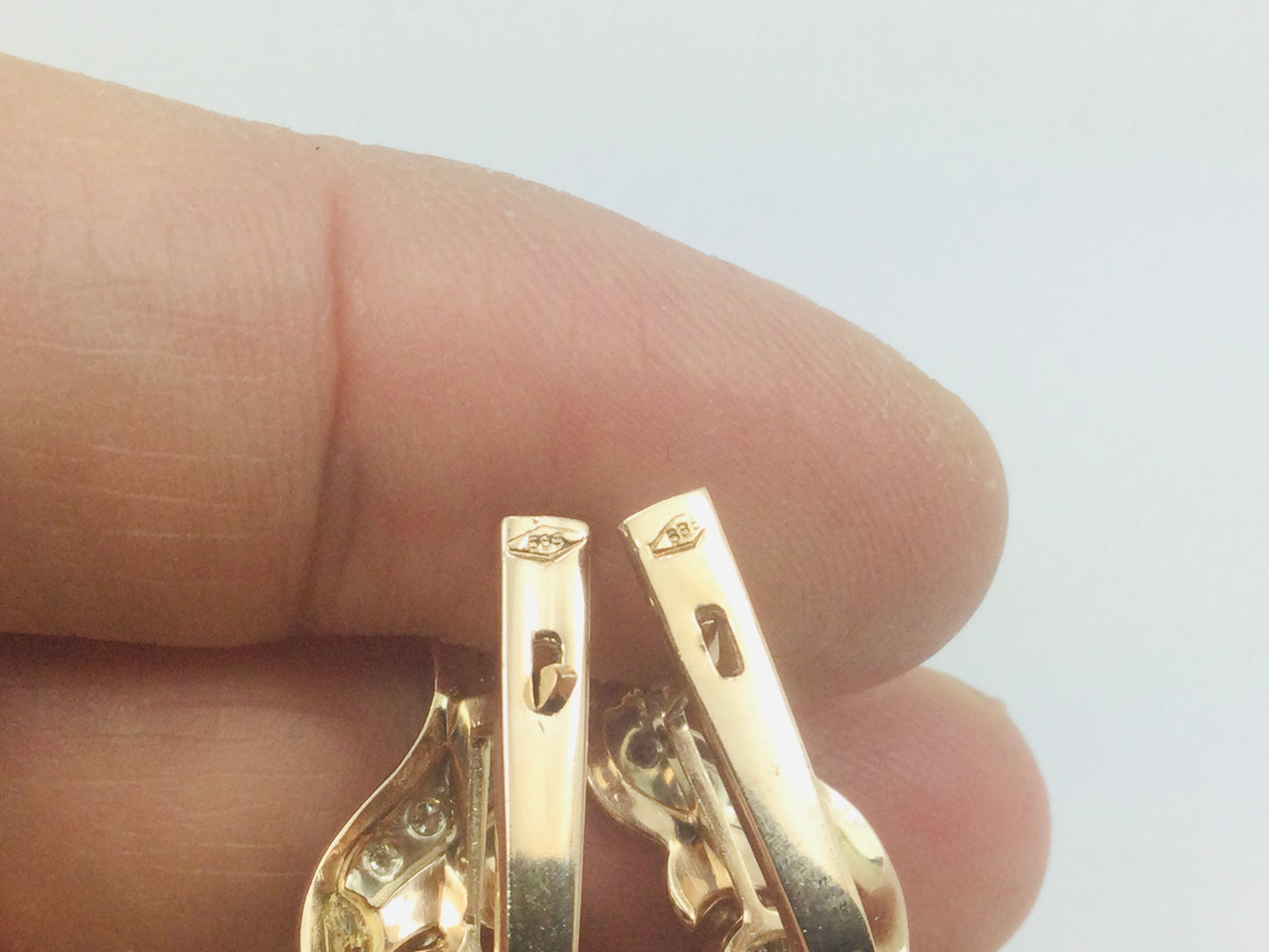 14k Yellow Gold Round Cut 28pt Emerald and 12pt Diamond Earrings