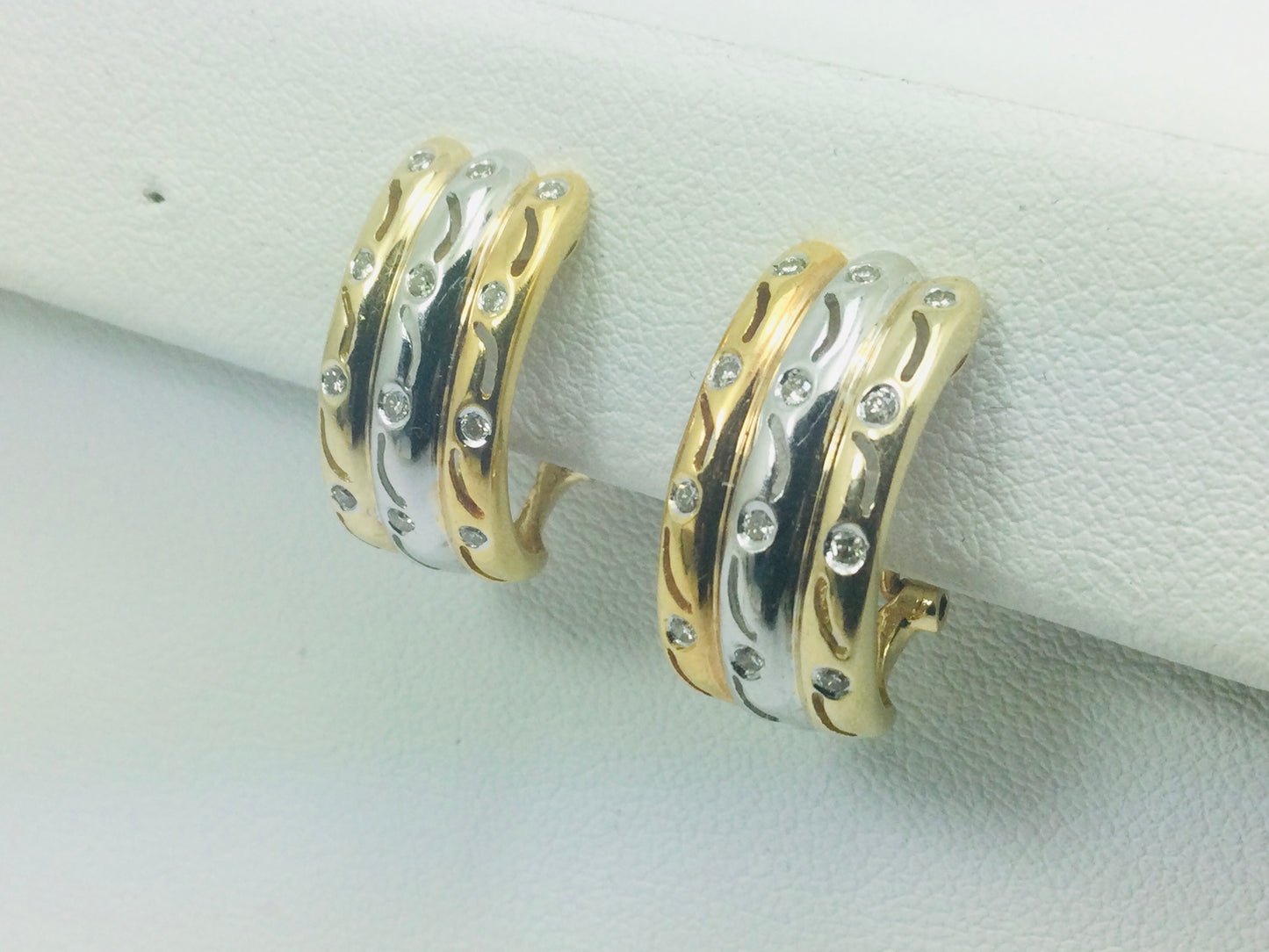 14k Yellow and White Gold Round Cut 45pt Diamond Row Set Earrings