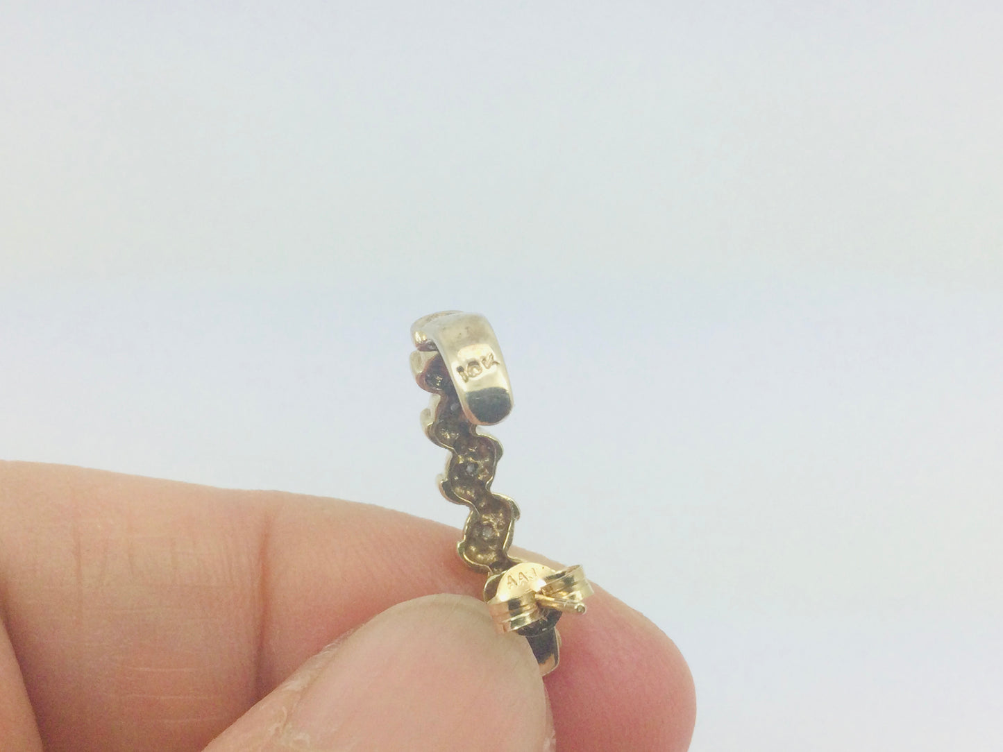 10k Yellow Gold Round Cut 5pt Diamond Row Set Earrings