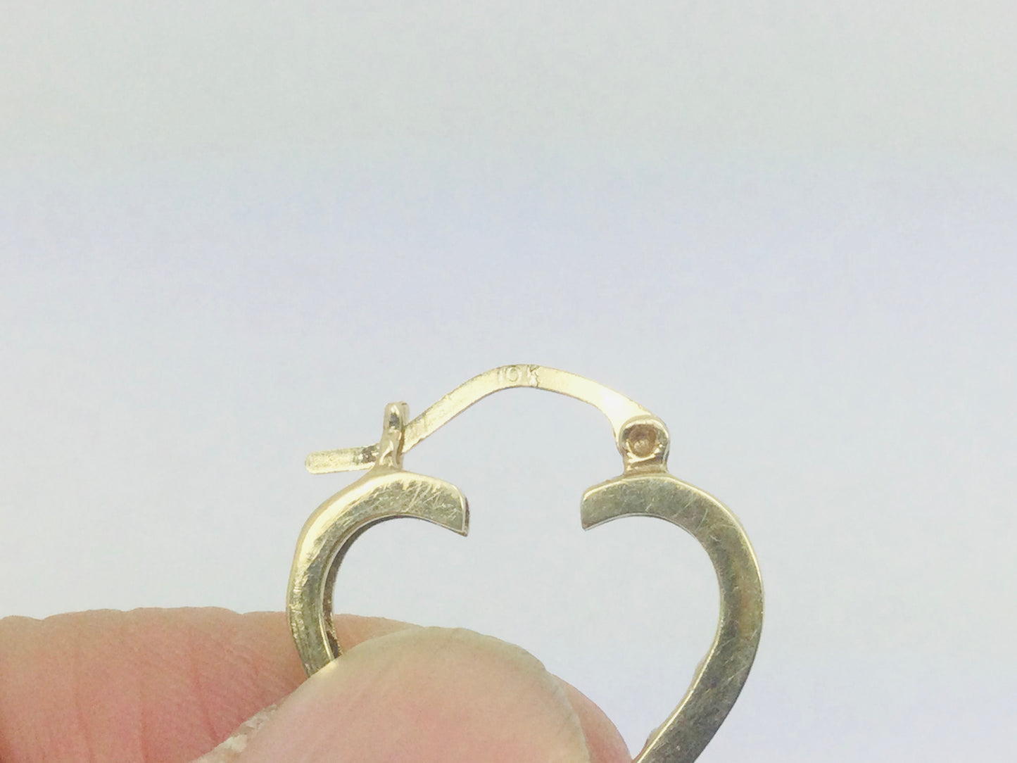 10k Yellow Gold Round Cut 18pt Diamond Row Set Heart Earrings