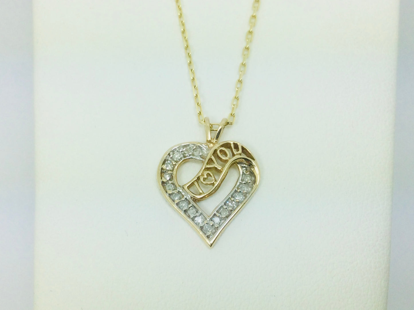 10k Yellow Gold Round Cut 17pt Diamond Heart "I Love You" Pendent