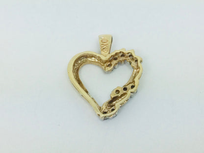 10k Yellow Gold Round Cut 10pt Diamond Heart Pendent
