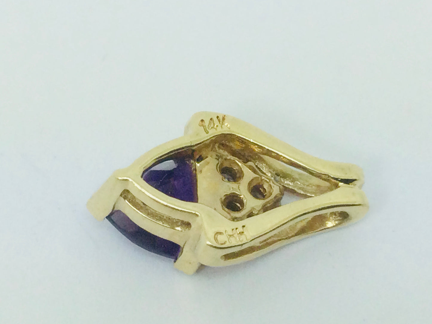 14k Yellow Gold Triangular Cut Amethyst & 10pt Diamond Pendent