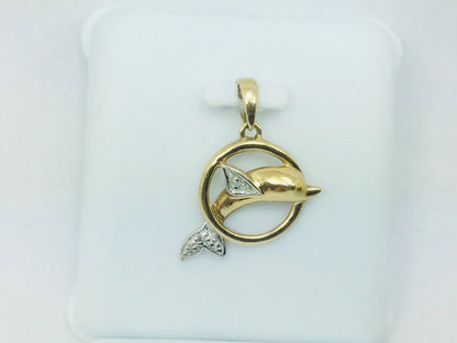 10k Yellow Gold Round Cut 2pt Diamond Dolphin Pendent