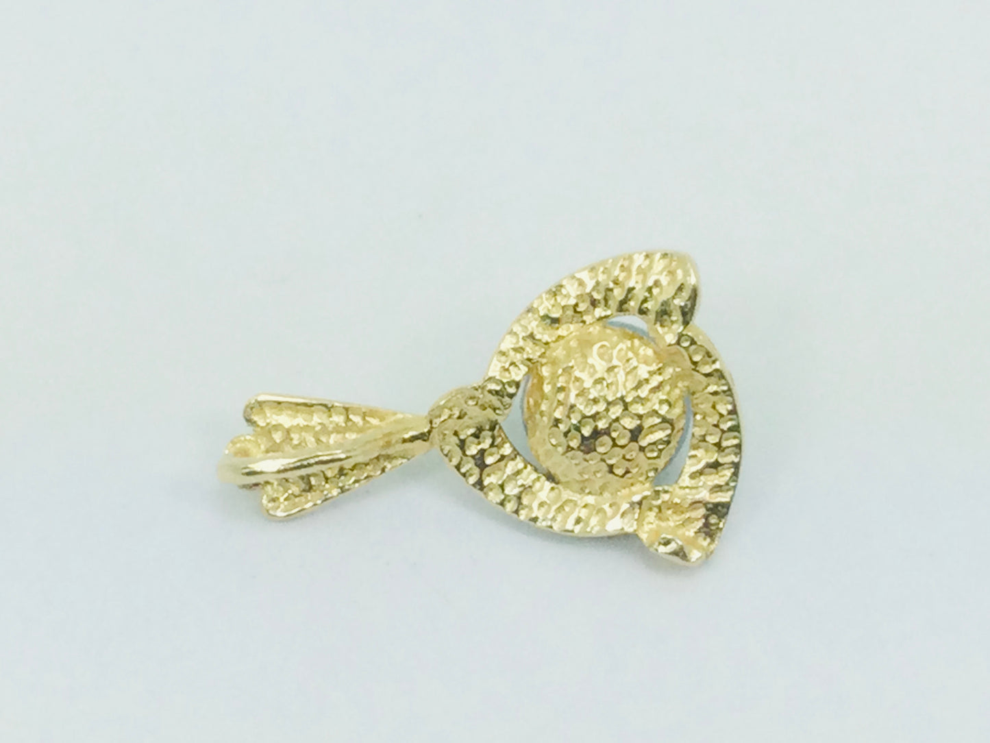 10k Yellow Gold Tahitian Pearl Pendent