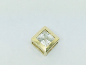 10k Yellow Gold Square Cut Cubic Zirconia (CZ) Solitaire Pendent