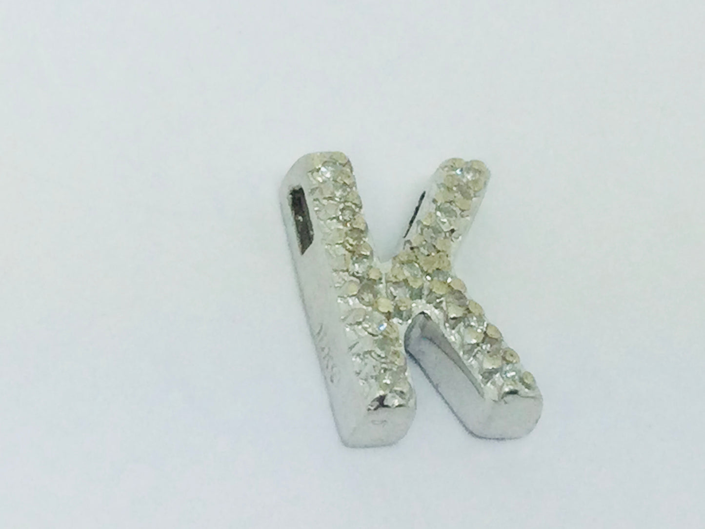 10k White Gold Round Cut 10pt Diamond Initial 'K' Pendent