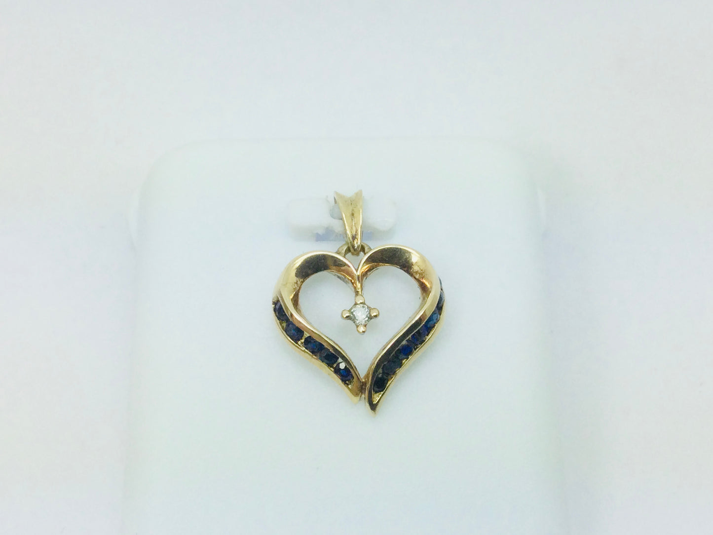 10k Yellow Gold Round Cut 12pt Sapphire & 2pt Diamond Heart Pendent