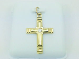 14k Yellow Gold Round Cut 7pt Cubic Zirconia (CZ) Cross Pendent